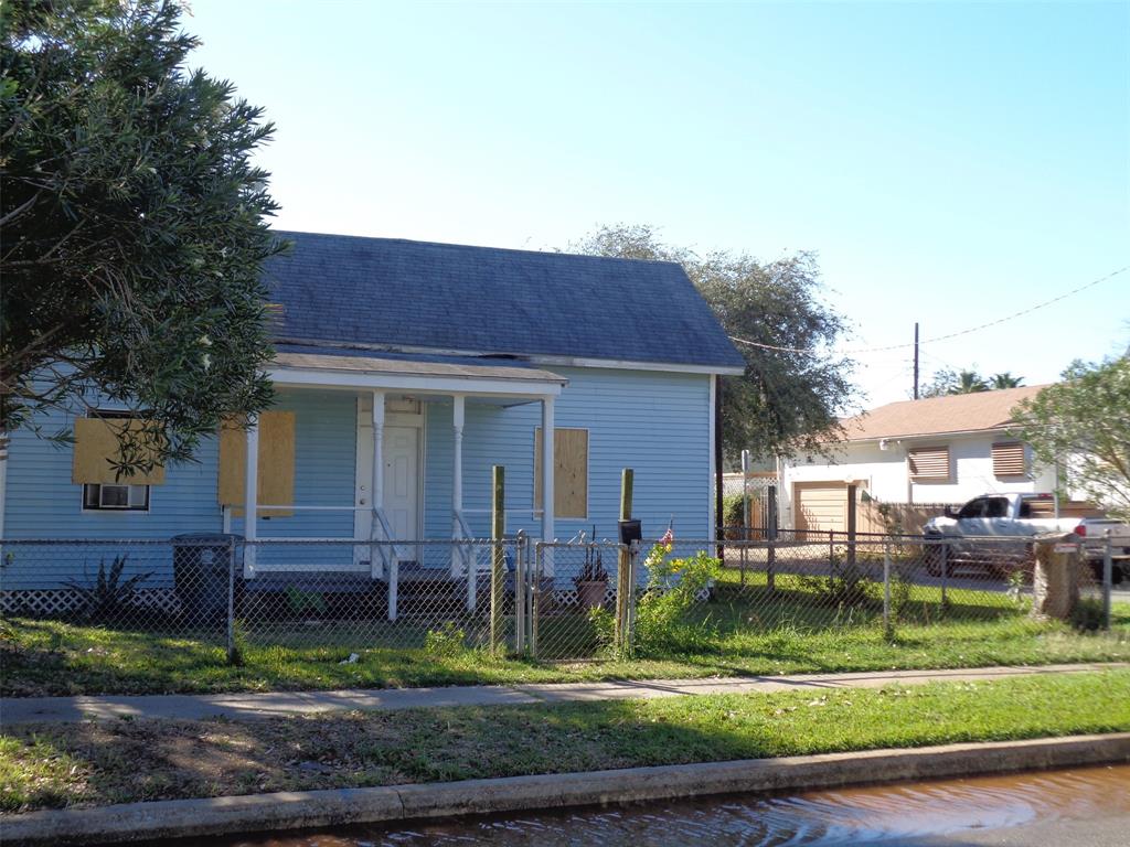 3327 Avenue N, Galveston TX 77550