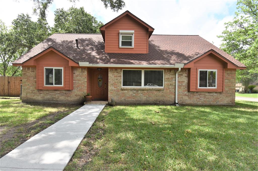 5000 Cedar Creek Drive, Dickinson TX 77539