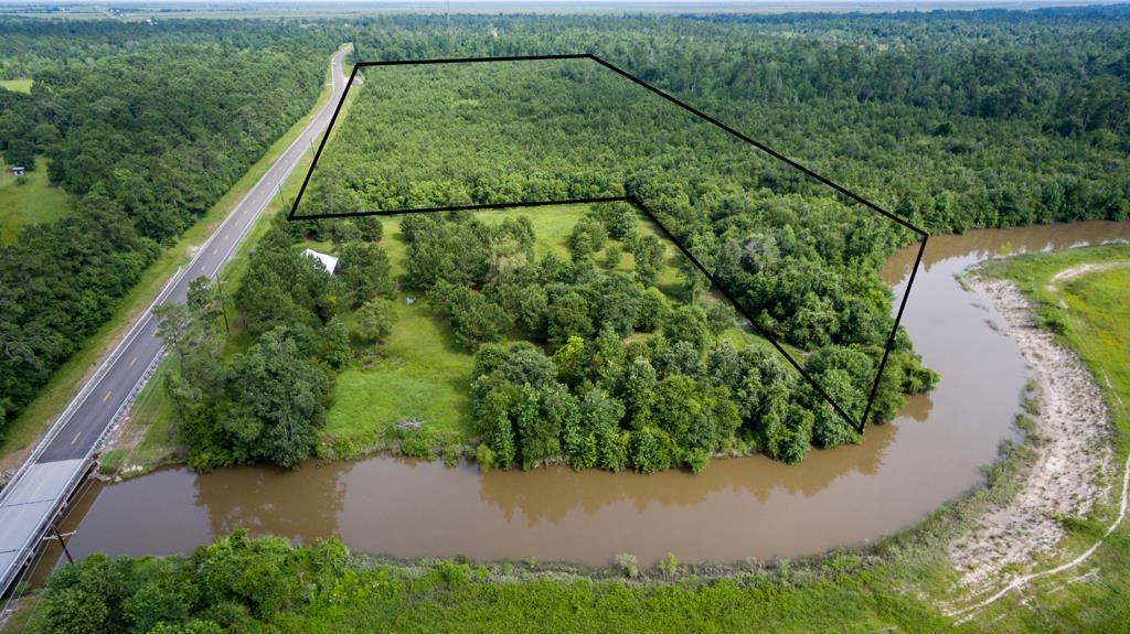 7315 FM 562 Road, Anahuac TX 77514