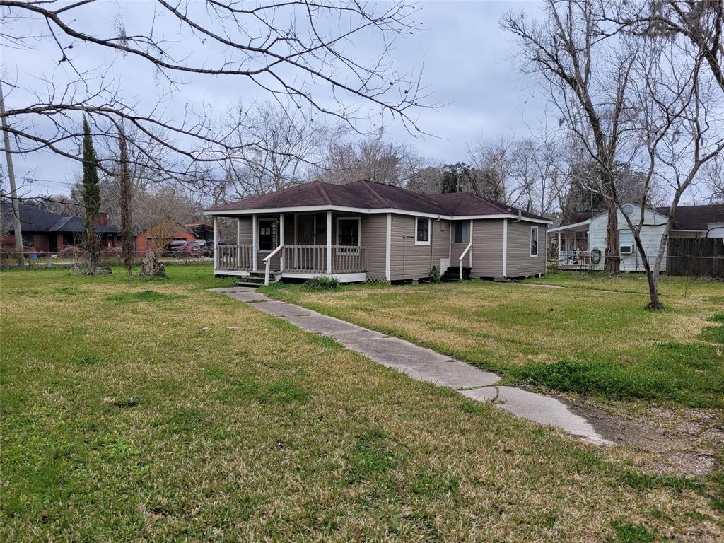 166 Sycamore Street, Richwood TX 77531