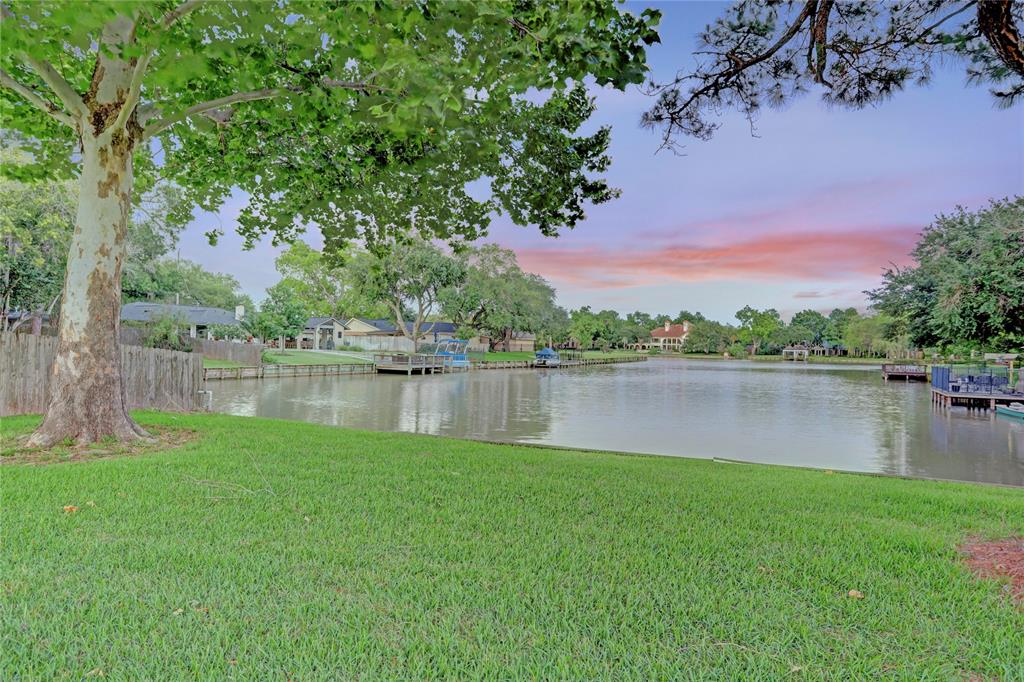 311 Lombardy Drive, Sugar Land TX 77478