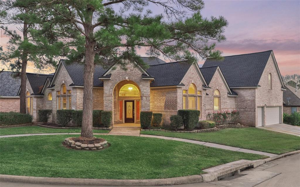 187 Sunnyvale W, Montgomery, TX 77356