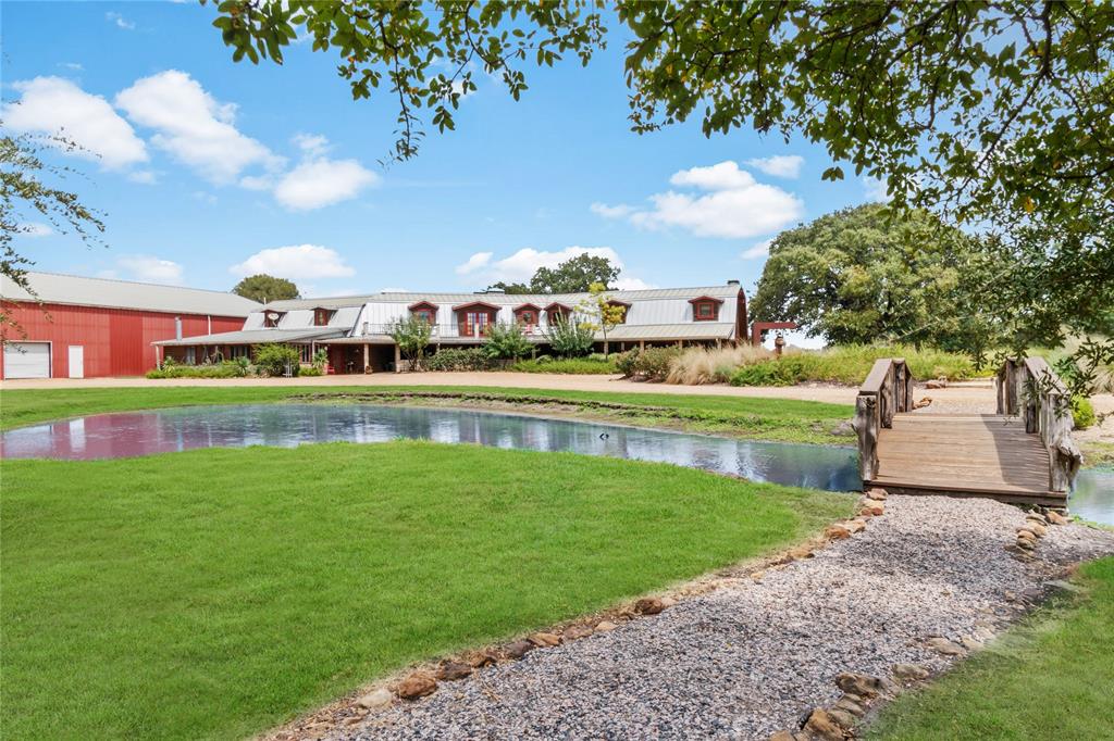 8943 County Road 3270, Chatfield, TX 75105